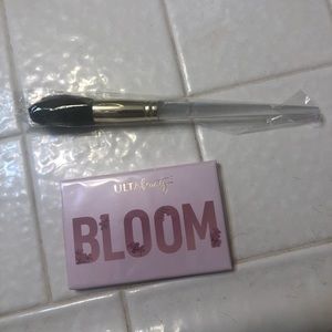 Ulta beauty eye shadow and makeup brush